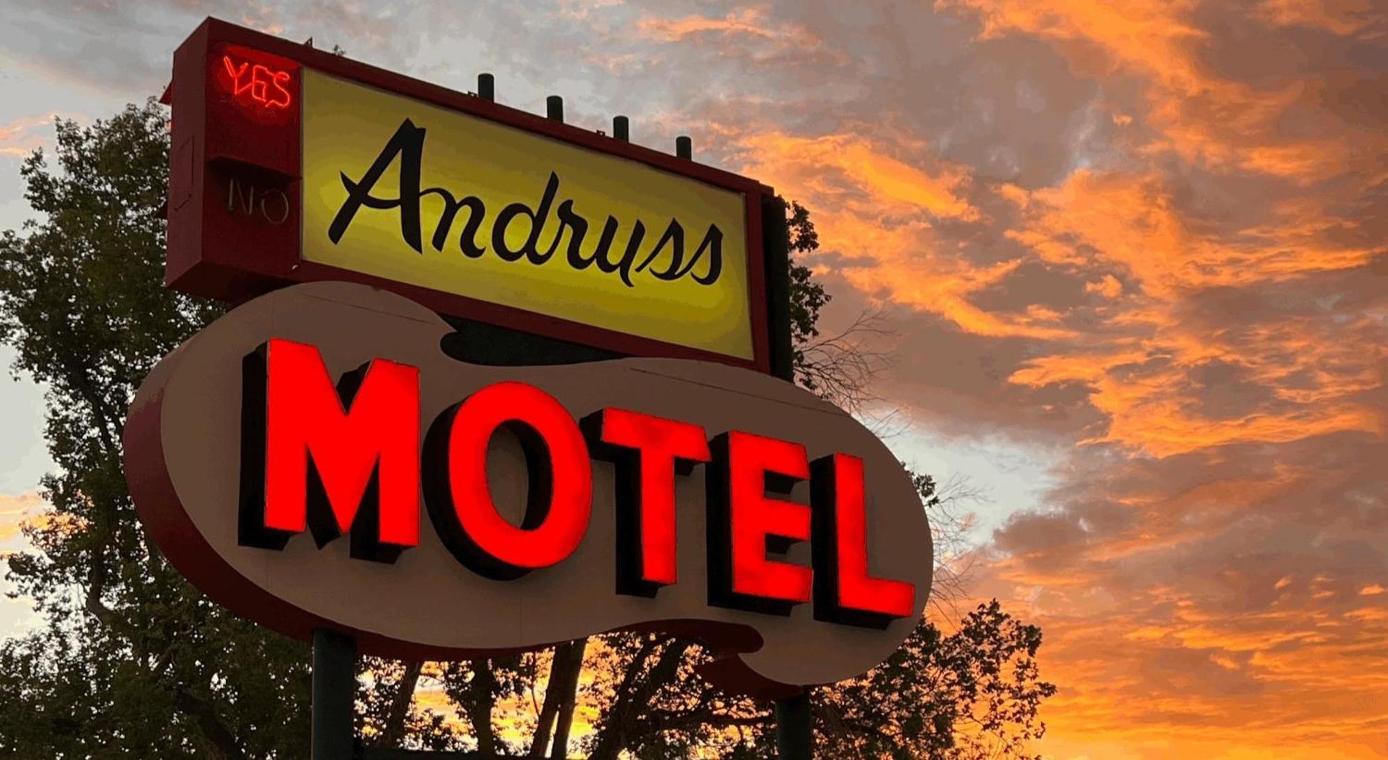 Andruss Motel Walker Esterno foto