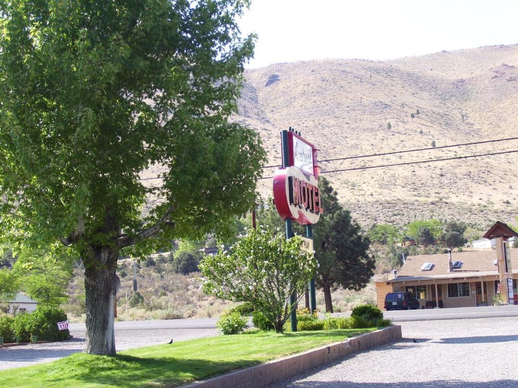 Andruss Motel Walker Esterno foto